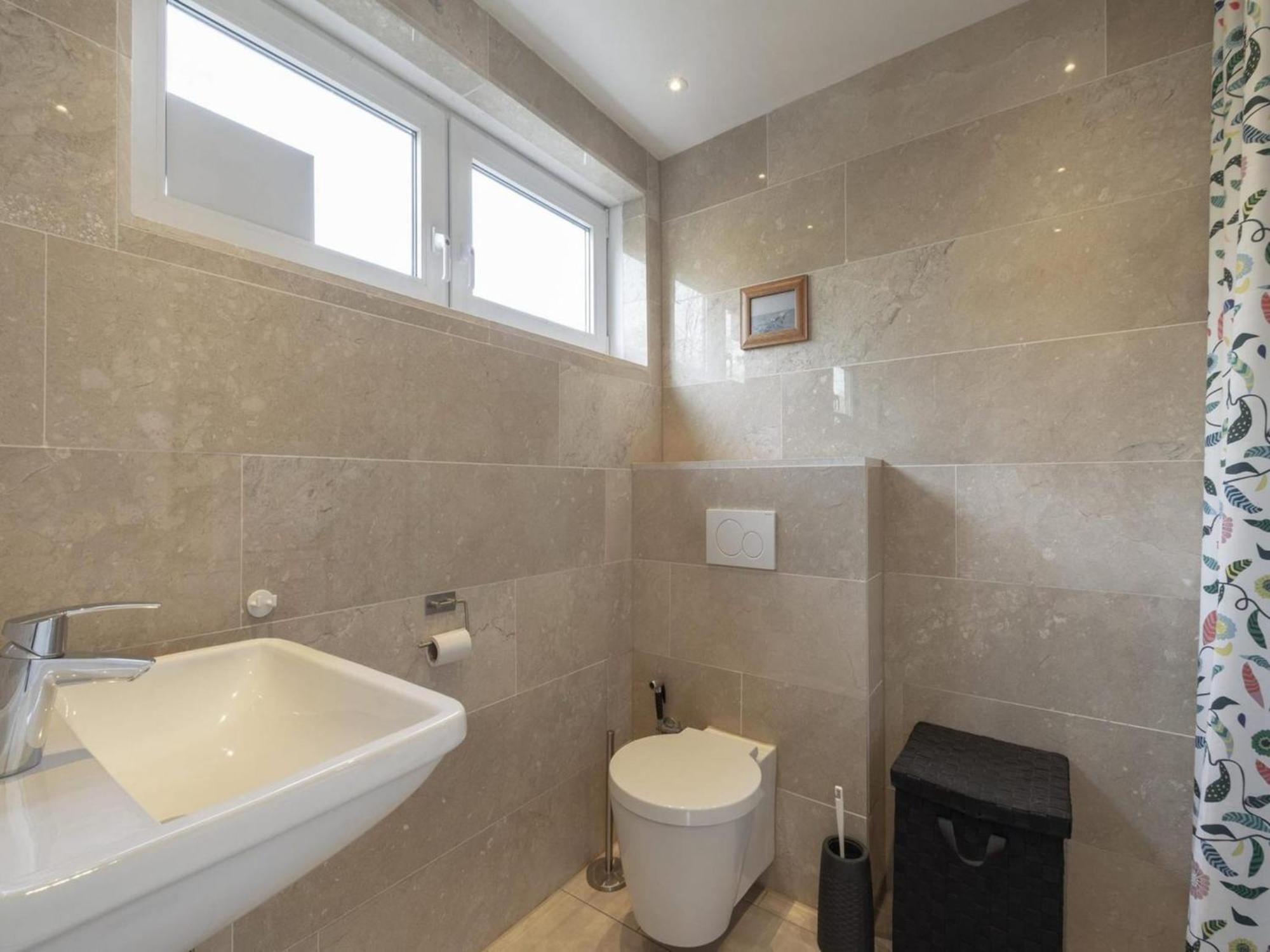Gorgeous Bungalow For 2Pers At Duinland Sint Maartensvlotbrug Esterno foto