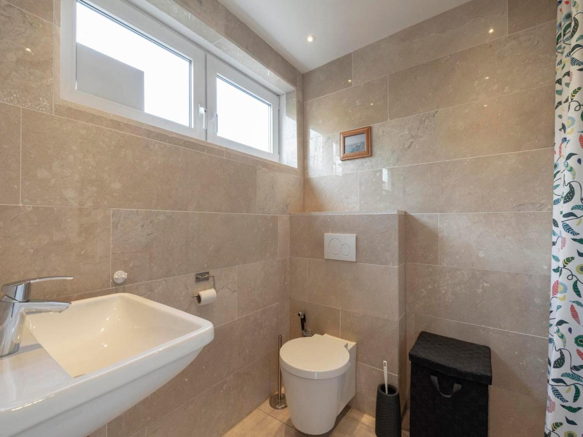 Gorgeous Bungalow For 2Pers At Duinland Sint Maartensvlotbrug Esterno foto